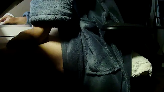 suedel65 online show from 04/27/26, 03:04
