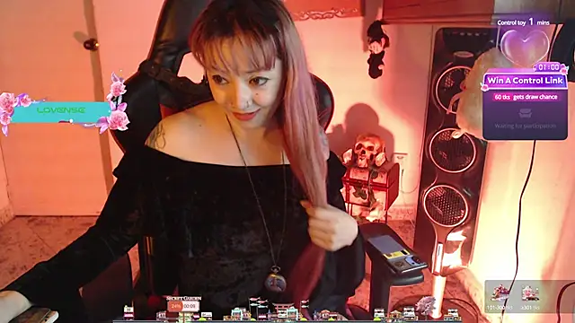 pink-2022 online show from 12/19/24, 03:30