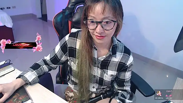 Snapshot of pink-2022 chatting on 06/04/26, 03:29 pink-2022 online show from 06/04/26, 03:29