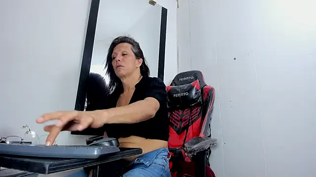 Cleopatra Trans online show from 11/07/25, 06:52