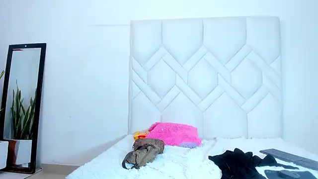 Cleopatra Trans online show from 04/18/26, 07:18