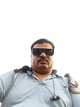 Snapshot of Desi_Londa_143 chatting on 03/15/25, 02:03 Desi Londa 143 online show from 03/15/25, 02:03