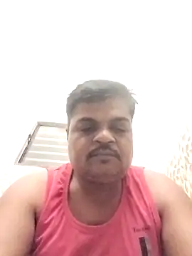 Snapshot of Desi_Londa_143 chatting on 10/12/25, 11:48 Desi Londa 143 online show from 10/12/25, 11:48