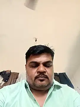 Snapshot of Desi_Londa_143 chatting on 10/22/25, 06:24 Desi Londa 143 online show from 10/22/25, 06:24