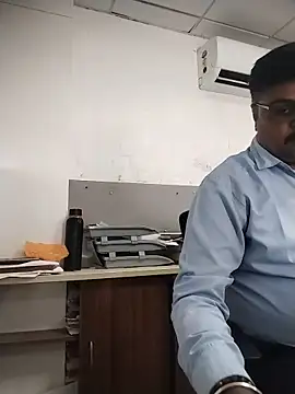 Desi Londa 143 online show from 06/16/26, 09:12