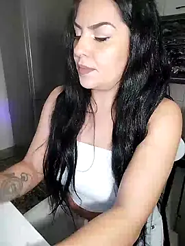 hot-babygirl online show from 01/13/25, 08:48