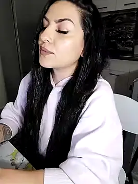 hot-babygirl online show from 02/18/25, 08:25