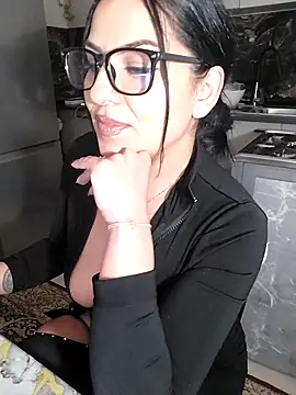 hot-babygirl online show from 03/02/25, 11:42