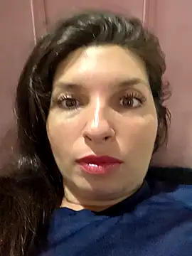 Snapshot of Azahara_Amin_ chatting on 04/26/26, 06:16 Azahara Amin online show from 04/26/26, 06:16