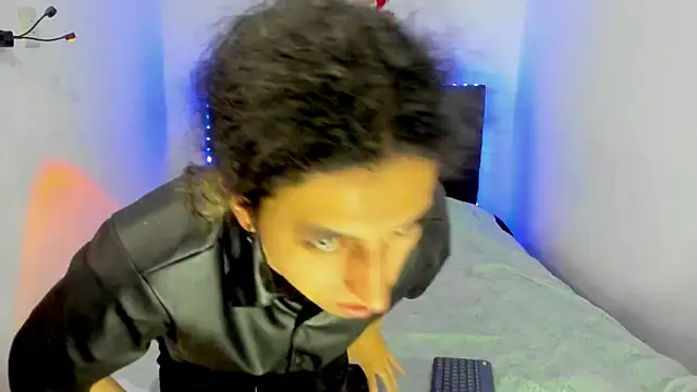 shelby  hotshoww online show from 12/27/24, 11:39