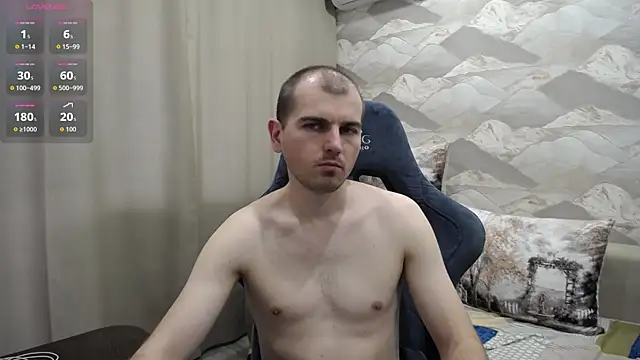 Snapshot of SerzhKorol1 chatting on 06/26/26, 11:47 SerzhKorol1 online show from 06/26/26, 11:47