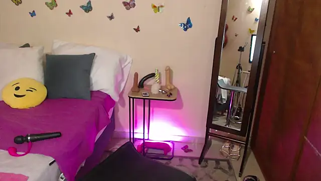 Jolie-Mature online show from 02/20/25, 11:21