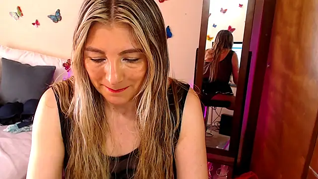 Jolie-Mature online show from 10/02/25, 09:33