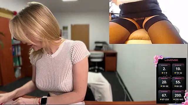 Snapshot of legsLONG chatting on 03/10/25, 05:00 legsLONG online show from 03/10/25, 05:00