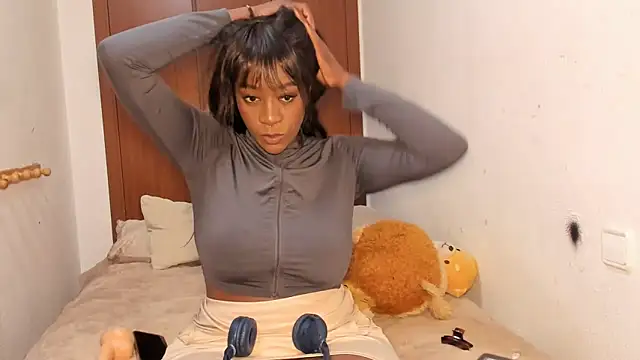 viioolleettaa online show from 03/17/26, 07:06