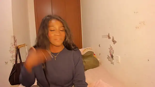 viioolleettaa online show from 04/07/26, 07:03