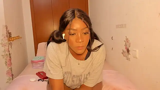 viioolleettaa online show from 04/15/26, 06:59