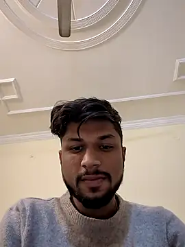 Snapshot of _IRRESISTIBLE_ chatting on 12/20/24, 09:00 IRRESISTIBLE online show from 12/20/24, 09:00