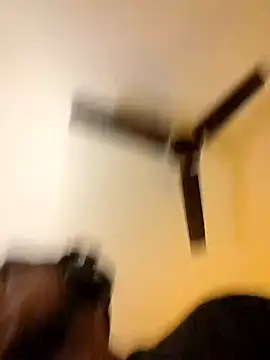 Snapshot of _IRRESISTIBLE_ chatting on 01/20/25, 03:39 IRRESISTIBLE online show from 01/20/25, 03:39