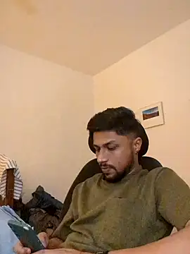 Snapshot of _IRRESISTIBLE_ chatting on 01/25/25, 02:03 IRRESISTIBLE online show from 01/25/25, 02:03