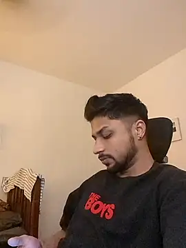 Snapshot of _IRRESISTIBLE_ chatting on 01/28/25, 05:56 IRRESISTIBLE online show from 01/28/25, 05:56