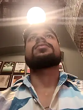 Snapshot of _IRRESISTIBLE_ chatting on 02/18/25, 08:16 IRRESISTIBLE online show from 02/18/25, 08:16