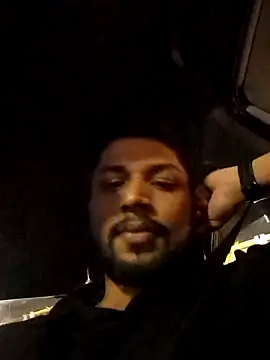 Snapshot of _IRRESISTIBLE_ chatting on 02/22/25, 04:19 IRRESISTIBLE online show from 02/22/25, 04:19