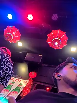 Snapshot of _IRRESISTIBLE_ chatting on 10/04/25, 05:22 IRRESISTIBLE online show from 10/04/25, 05:22