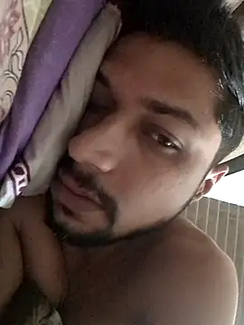 Snapshot of _IRRESISTIBLE_ chatting on 10/24/25, 05:26 IRRESISTIBLE online show from 10/24/25, 05:26