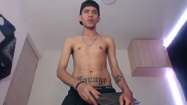 Snapshot of Samuel_Suarez chatting on 03/10/25, 11:49 Samuel Suarez online show from 03/10/25, 11:49