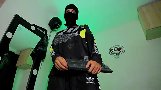 Samuel Suarez online show from 01/15/26, 02:16