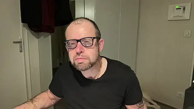 FABIOGLASSES online show from 04/14/26, 07:20