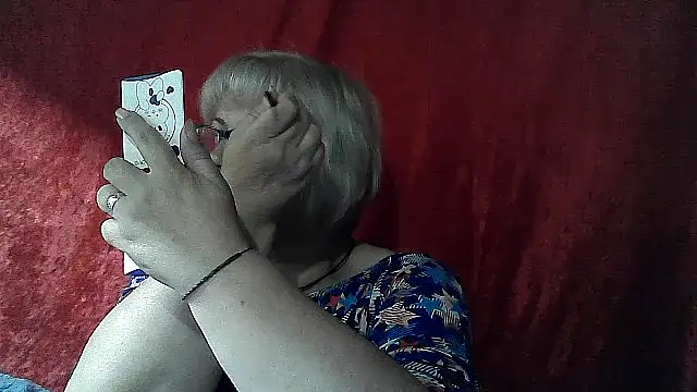Snapshot of Gina_Marlyn chatting on 05/13/26, 08:16 Gina Marlyn online show from 05/13/26, 08:16