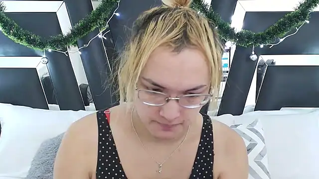 katya kozlov online show from 12/04/24, 03:15