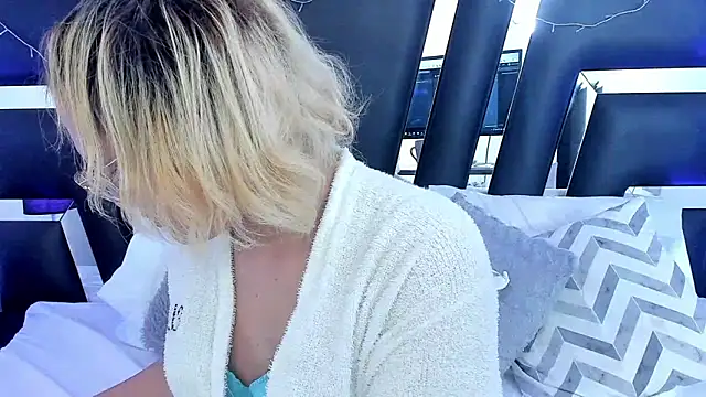 katya kozlov online show from 02/24/25, 03:33