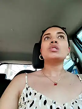 aisha es online show from 01/14/25, 05:45