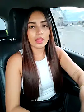 aisha es online show from 02/11/26, 08:14