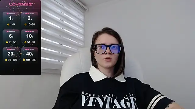 Snapshot of Arya_starrk chatting on 12/14/24, 01:59 Arya starrk online show from 12/14/24, 01:59