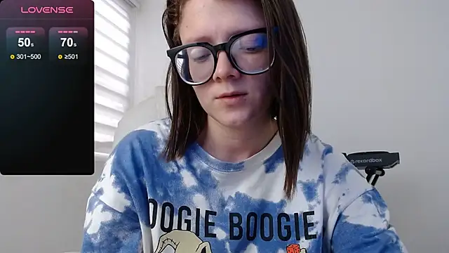 Snapshot of Arya_starrk chatting on 12/17/24, 01:49 Arya starrk online show from 12/17/24, 01:49