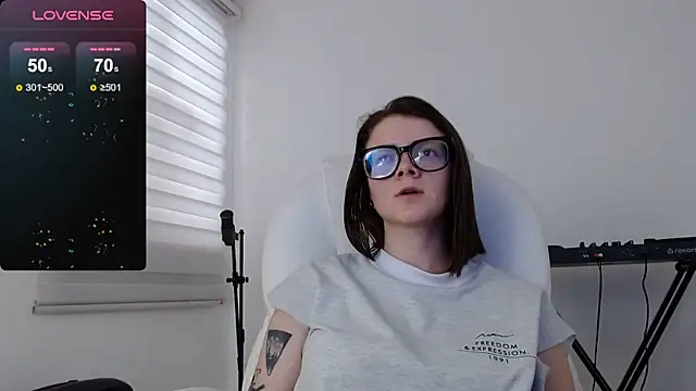 Snapshot of Arya_starrk chatting on 12/24/24, 05:23 Arya starrk online show from 12/24/24, 05:23