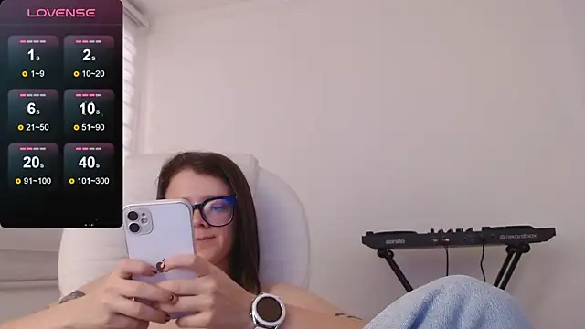 Snapshot of Arya_starrk chatting on 01/05/25, 06:13 Arya starrk online show from 01/05/25, 06:13