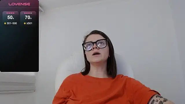 Snapshot of Arya_starrk chatting on 01/14/25, 01:28 Arya starrk online show from 01/14/25, 01:28