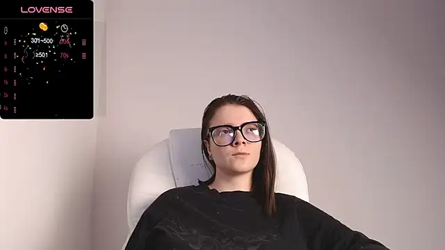 Snapshot of Arya_starrk chatting on 02/03/25, 03:27 Arya starrk online show from 02/03/25, 03:27