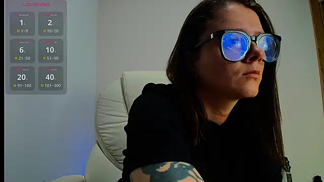 Snapshot of Arya_starrk chatting on 03/05/25, 02:45 Arya starrk online show from 03/05/25, 02:45