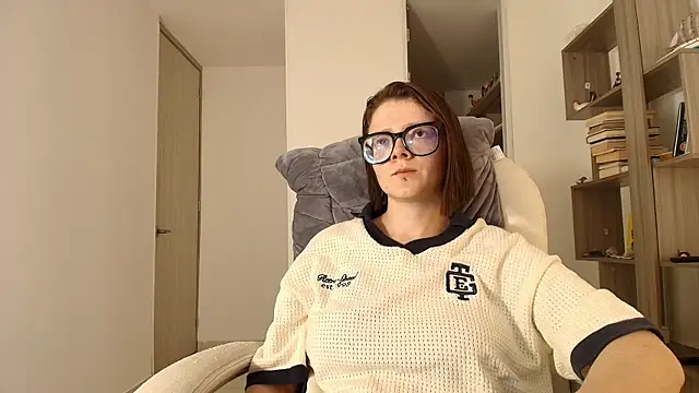 Snapshot of Arya_starrk chatting on 10/03/25, 02:25 Arya starrk online show from 10/03/25, 02:25