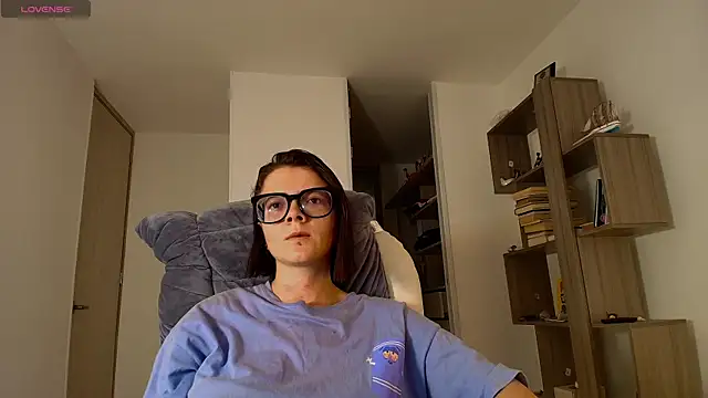 Snapshot of Arya_starrk chatting on 10/04/25, 02:26 Arya starrk online show from 10/04/25, 02:26