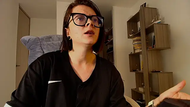 Snapshot of Arya_starrk chatting on 10/06/25, 02:36 Arya starrk online show from 10/06/25, 02:36