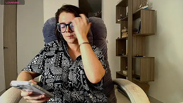 Arya starrk online show from 11/08/25, 03:01