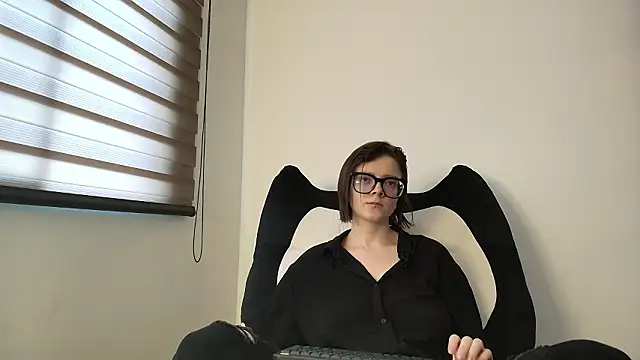 Arya starrk online show from 02/24/26, 02:15