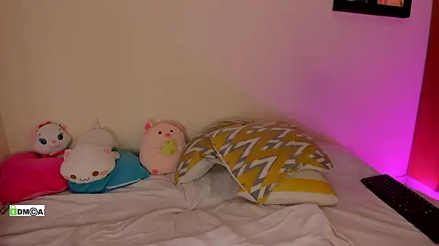 Snapshot of olivia__s chatting on 10/21/25, 04:46 olivia s online show from 10/21/25, 04:46